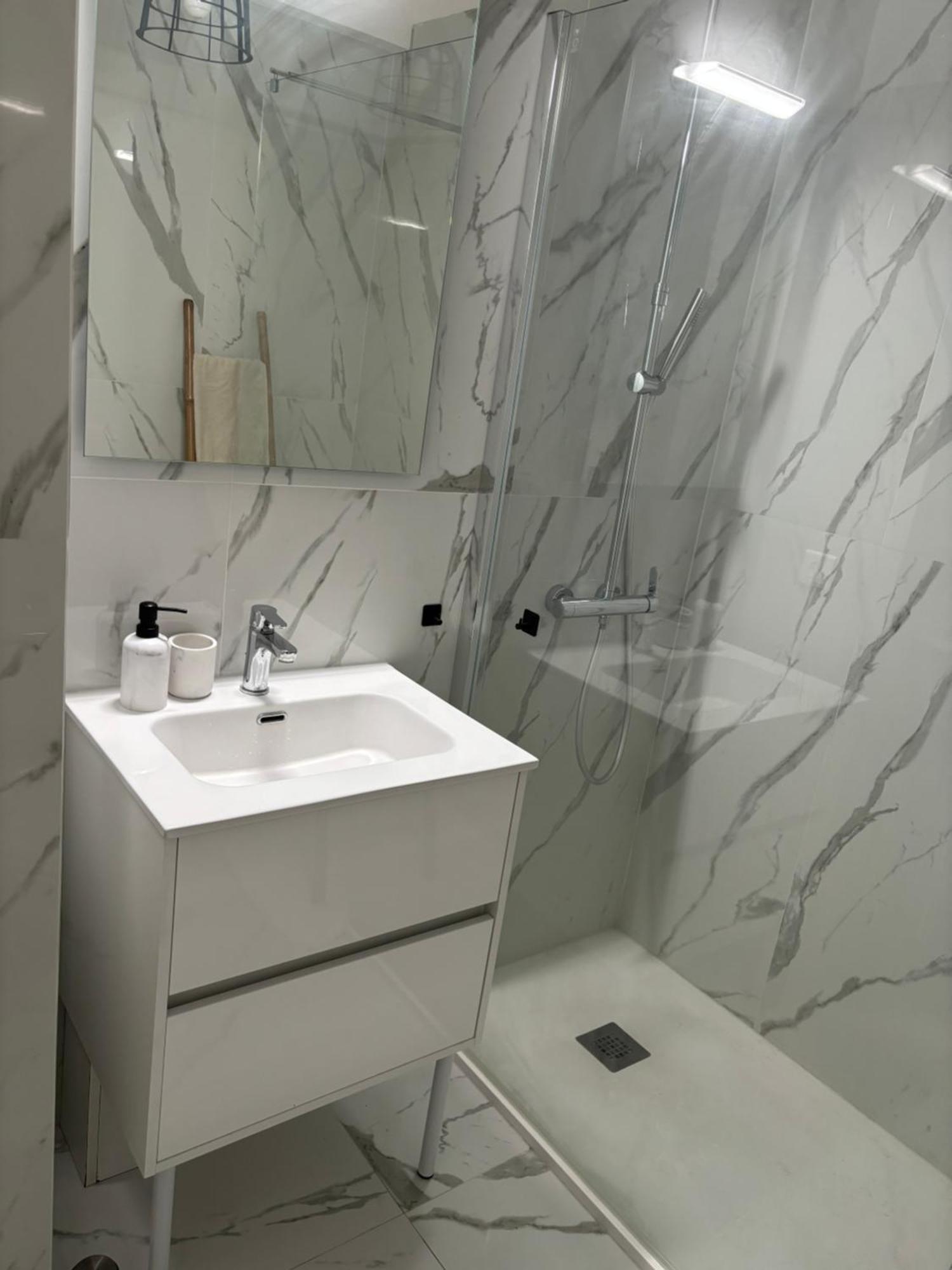 Studio 2 Etoiles A Menton Pour 4 Personnes Exterior foto